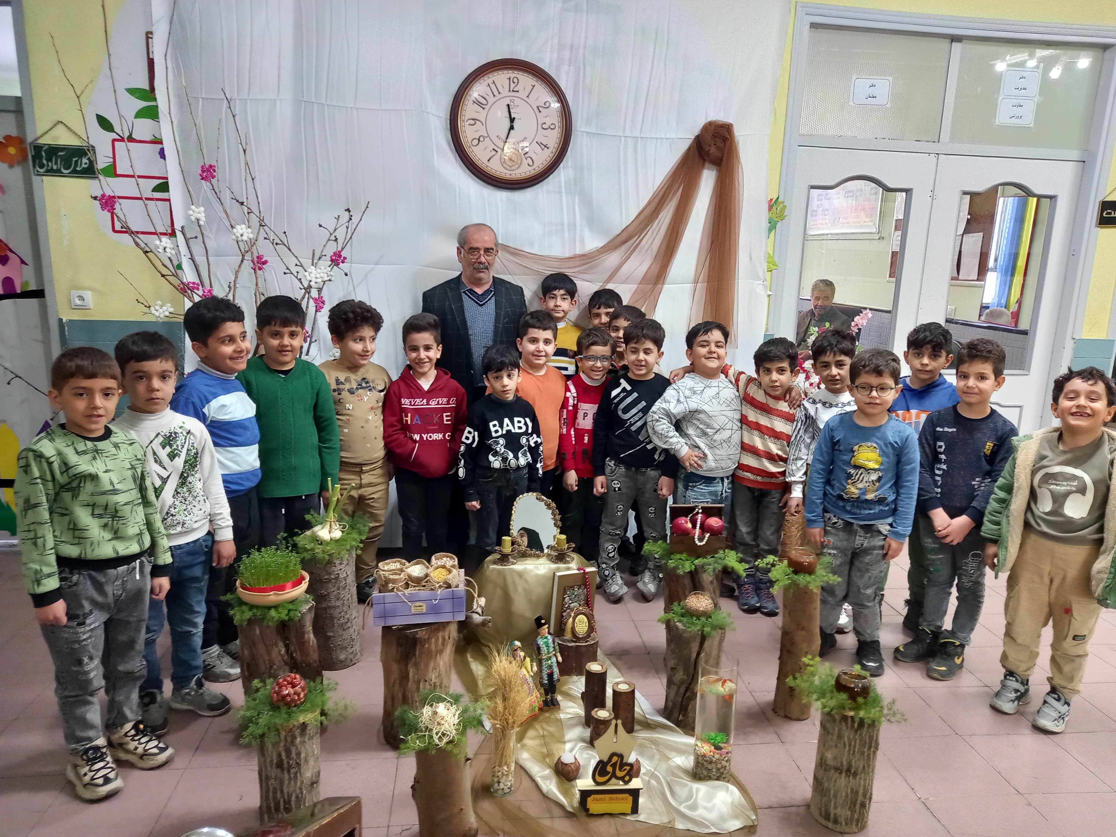 دبستان غیردولتی پسرانه جامی خوی 